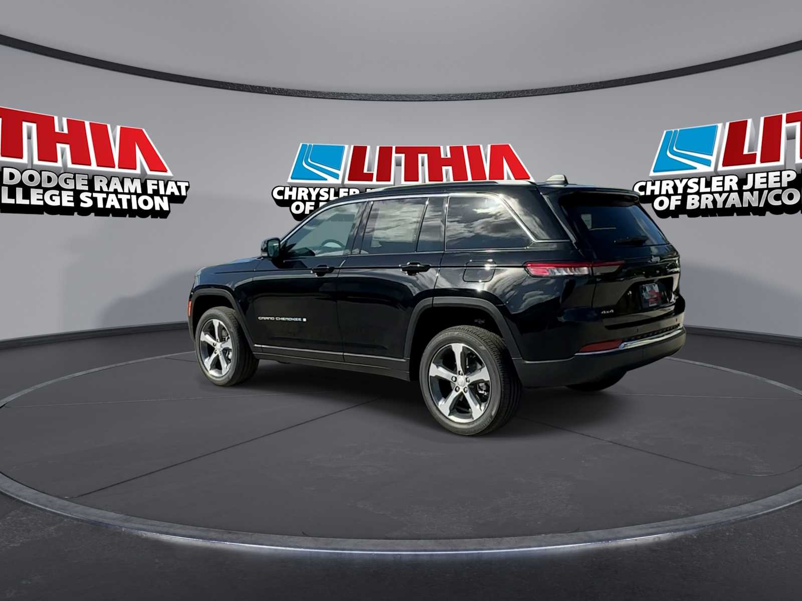 Thumbnail: 2025 Jeep Grand Cherokee - 6