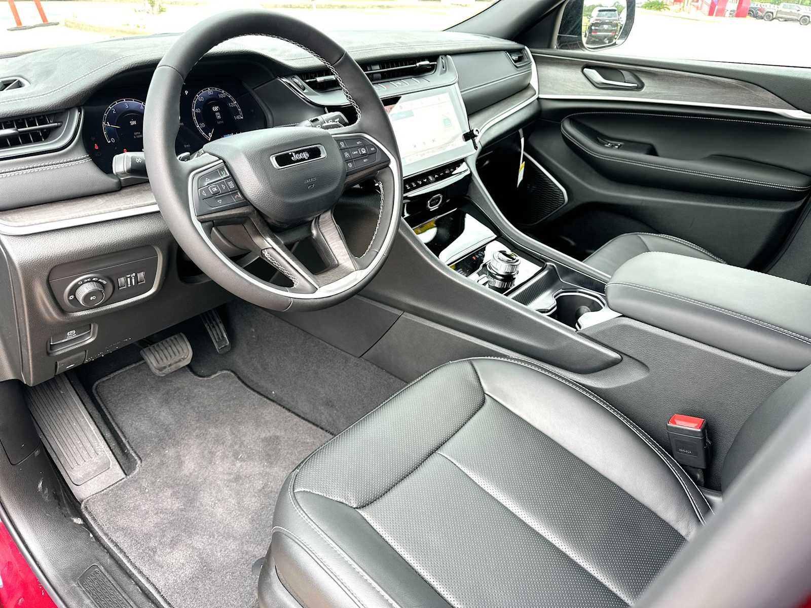 Thumbnail: 2026 Jeep Grand Cherokee - 18