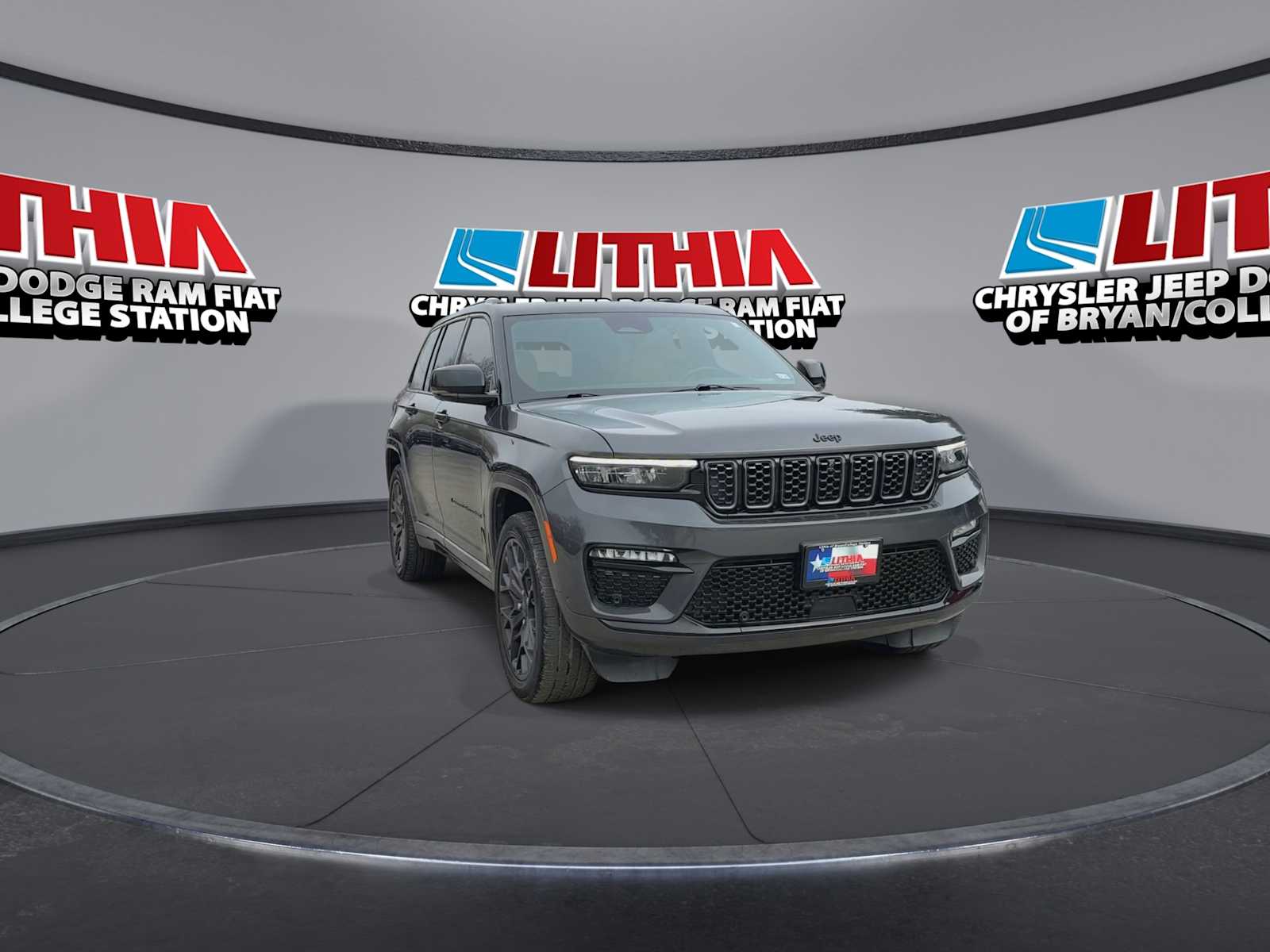 Thumbnail: 2024 Jeep Grand Cherokee - 2