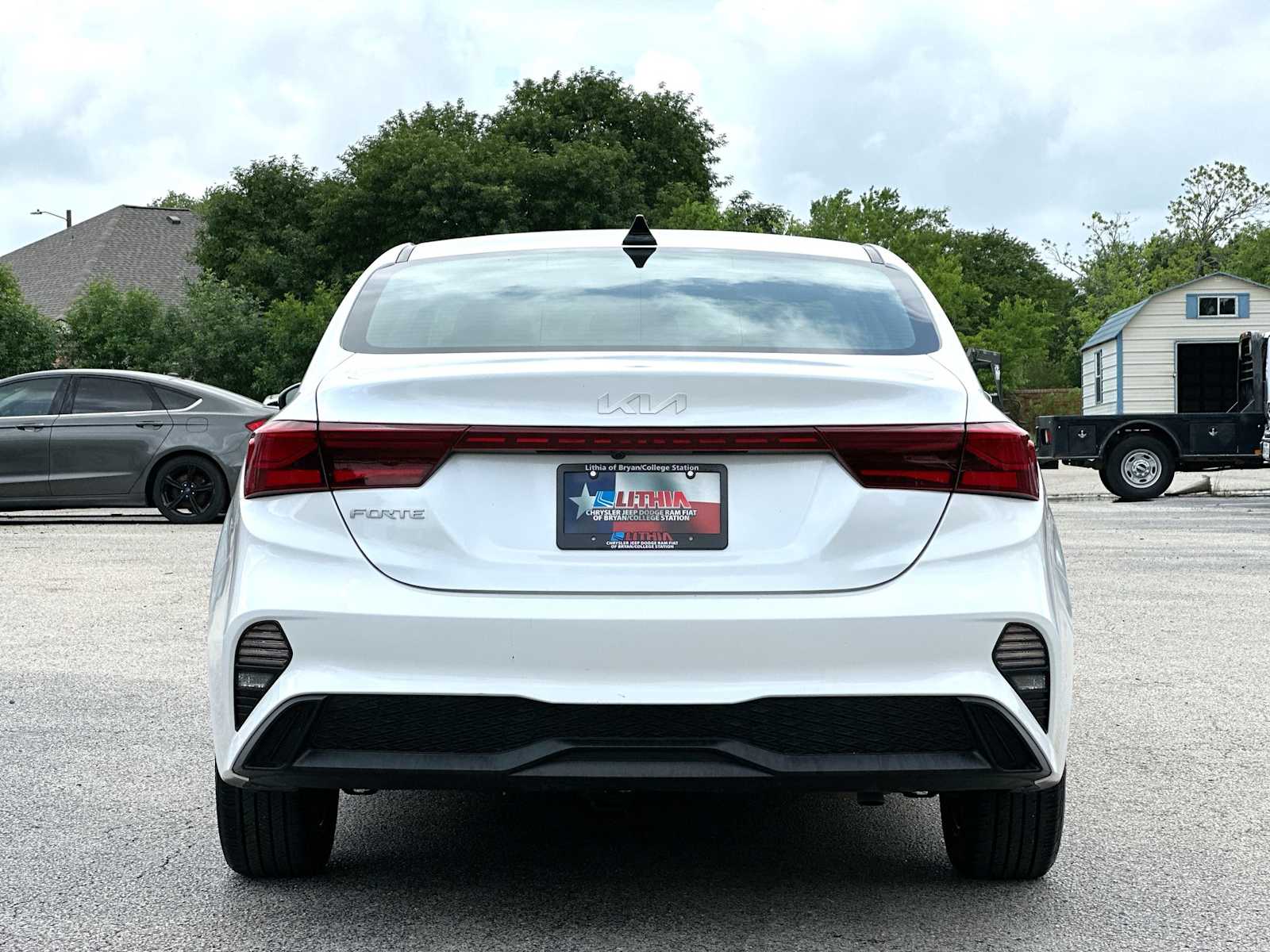 Thumbnail: 2024 Kia Forte - 14