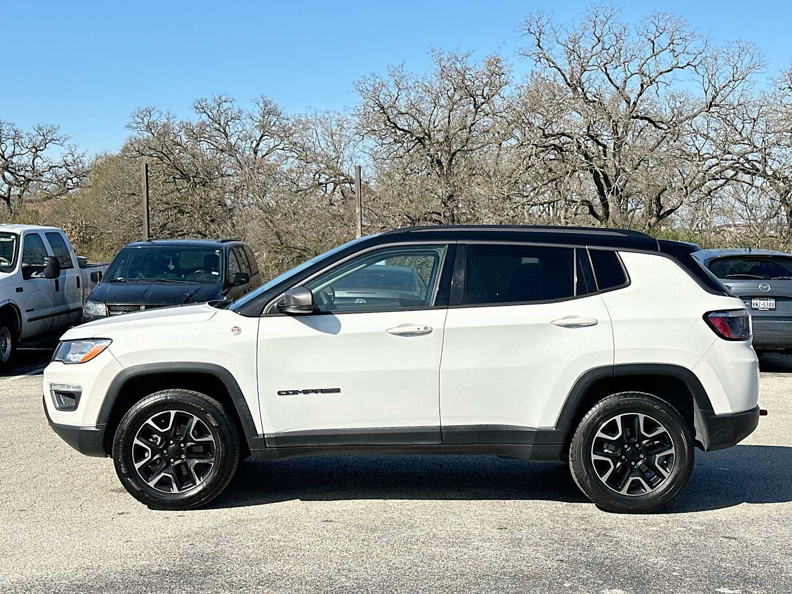 Thumbnail: 2021 Jeep Compass - 12