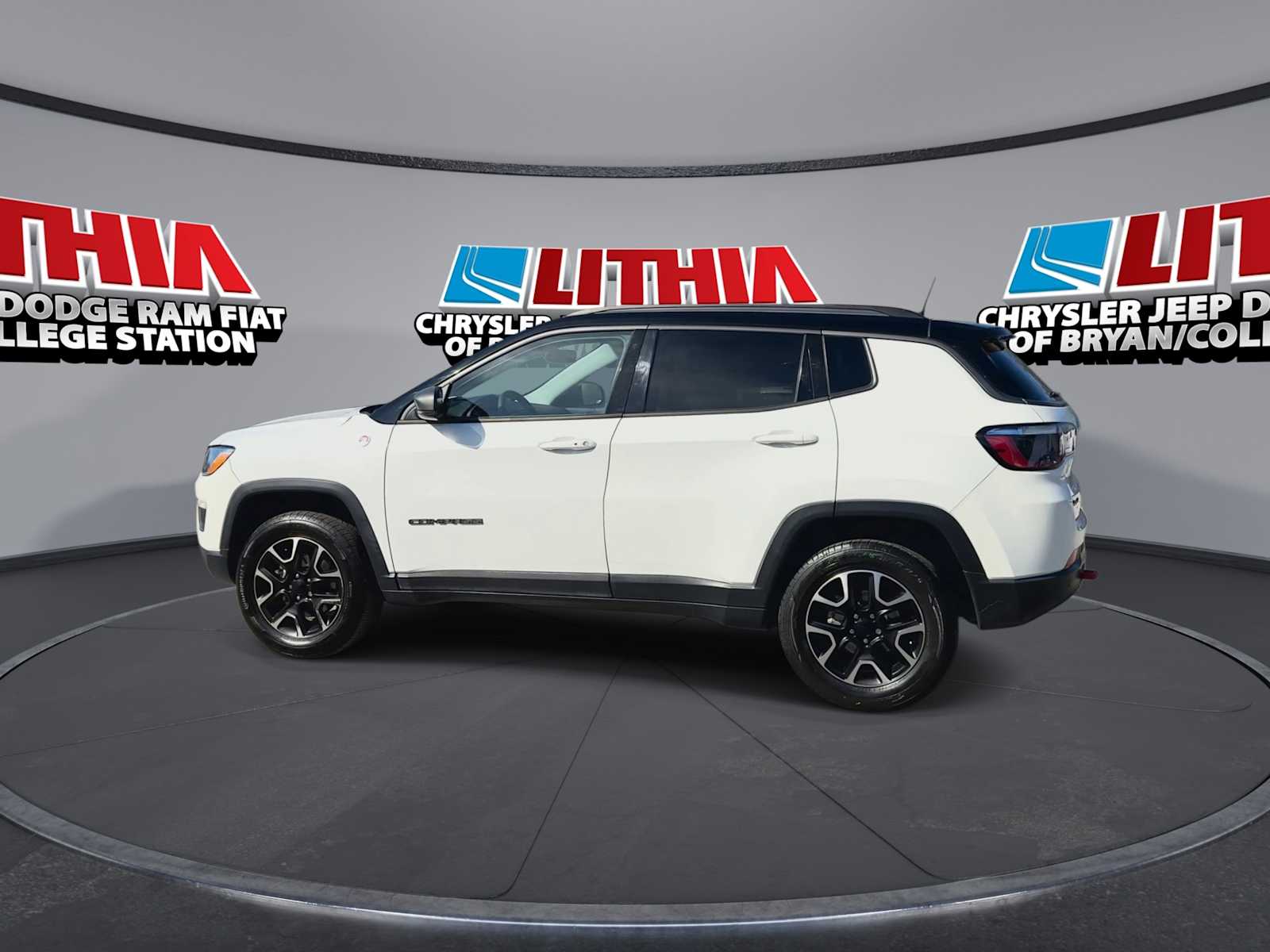 Thumbnail: 2021 Jeep Compass - 5