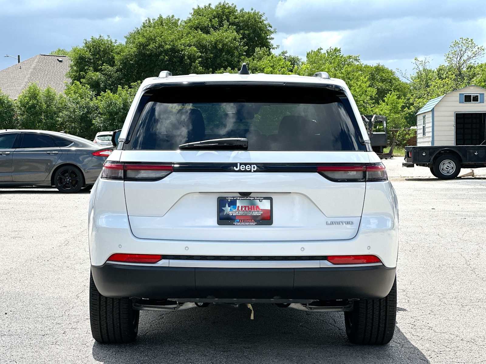 Thumbnail: 2026 Jeep Grand Cherokee - 14