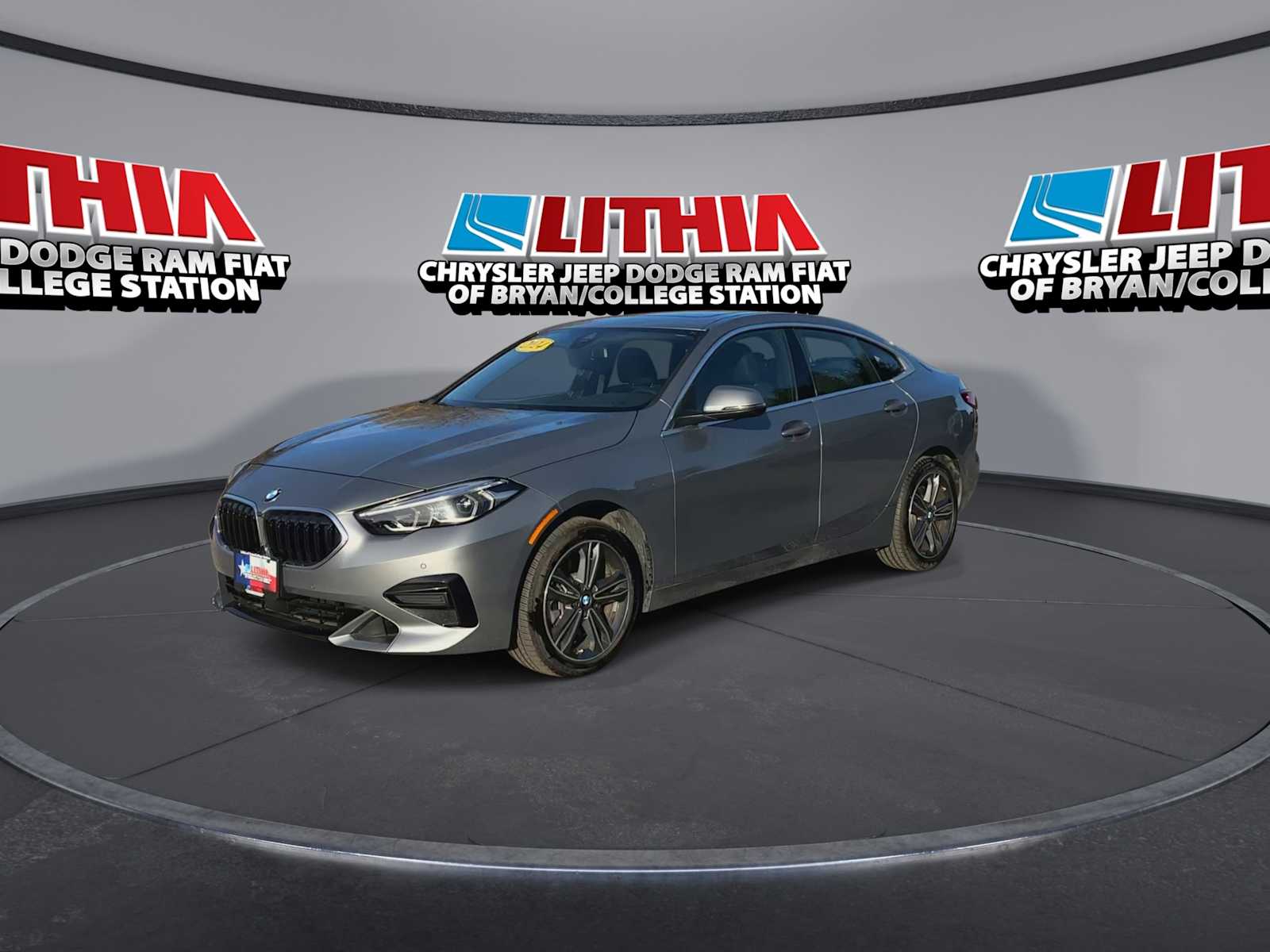 Thumbnail: 2024 BMW 2 Series - 4