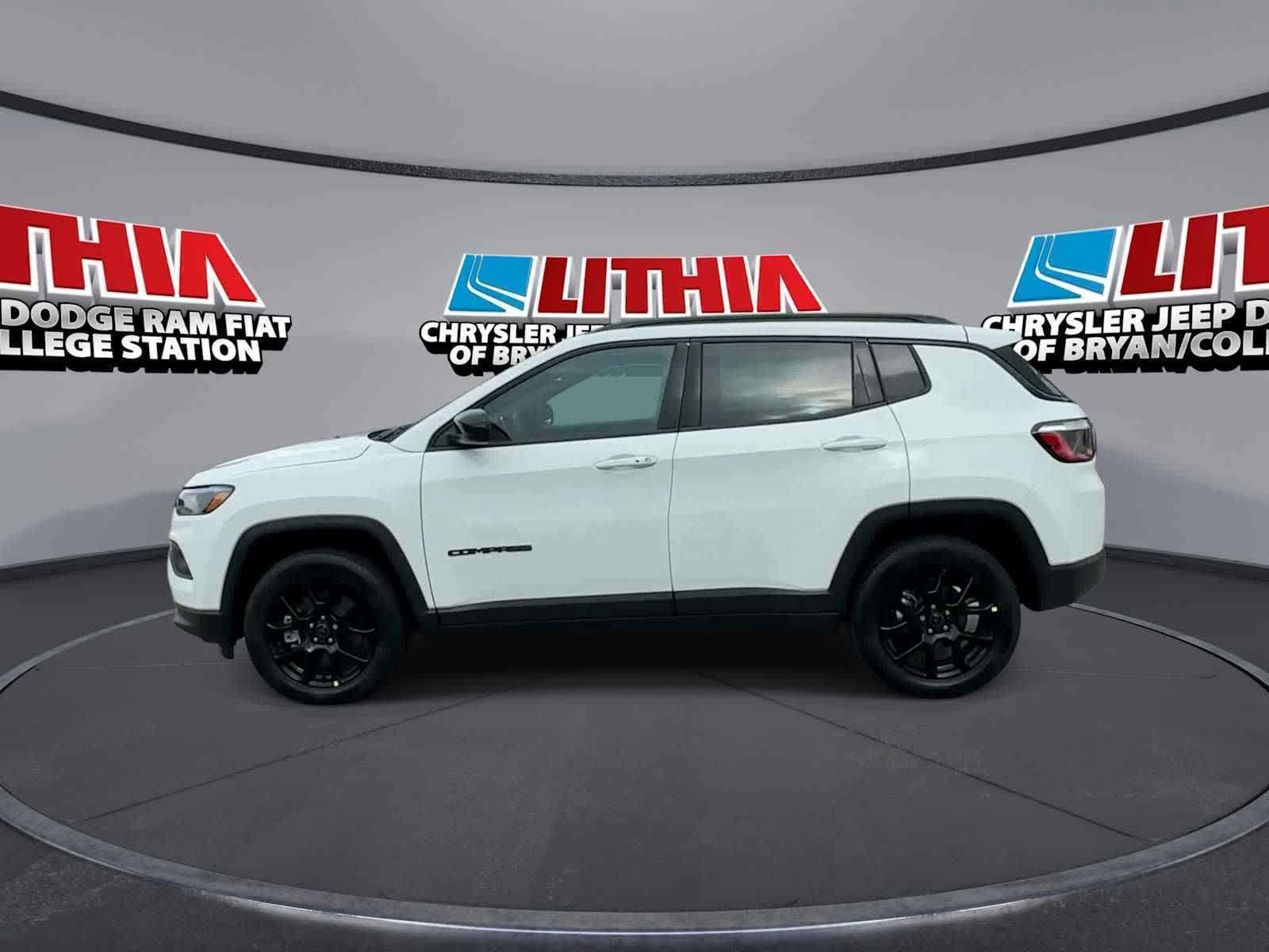 Thumbnail: 2026 Jeep Compass - 5