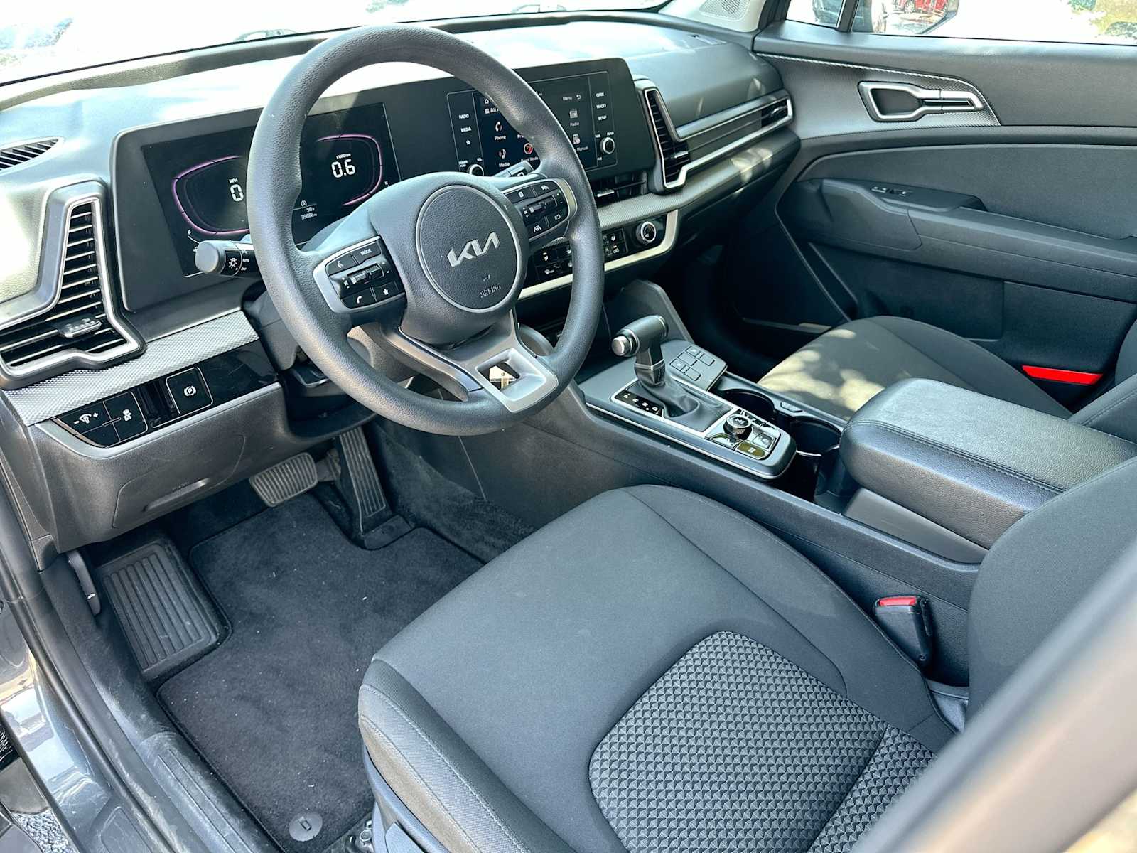Thumbnail: 2024 Kia Sportage - 18