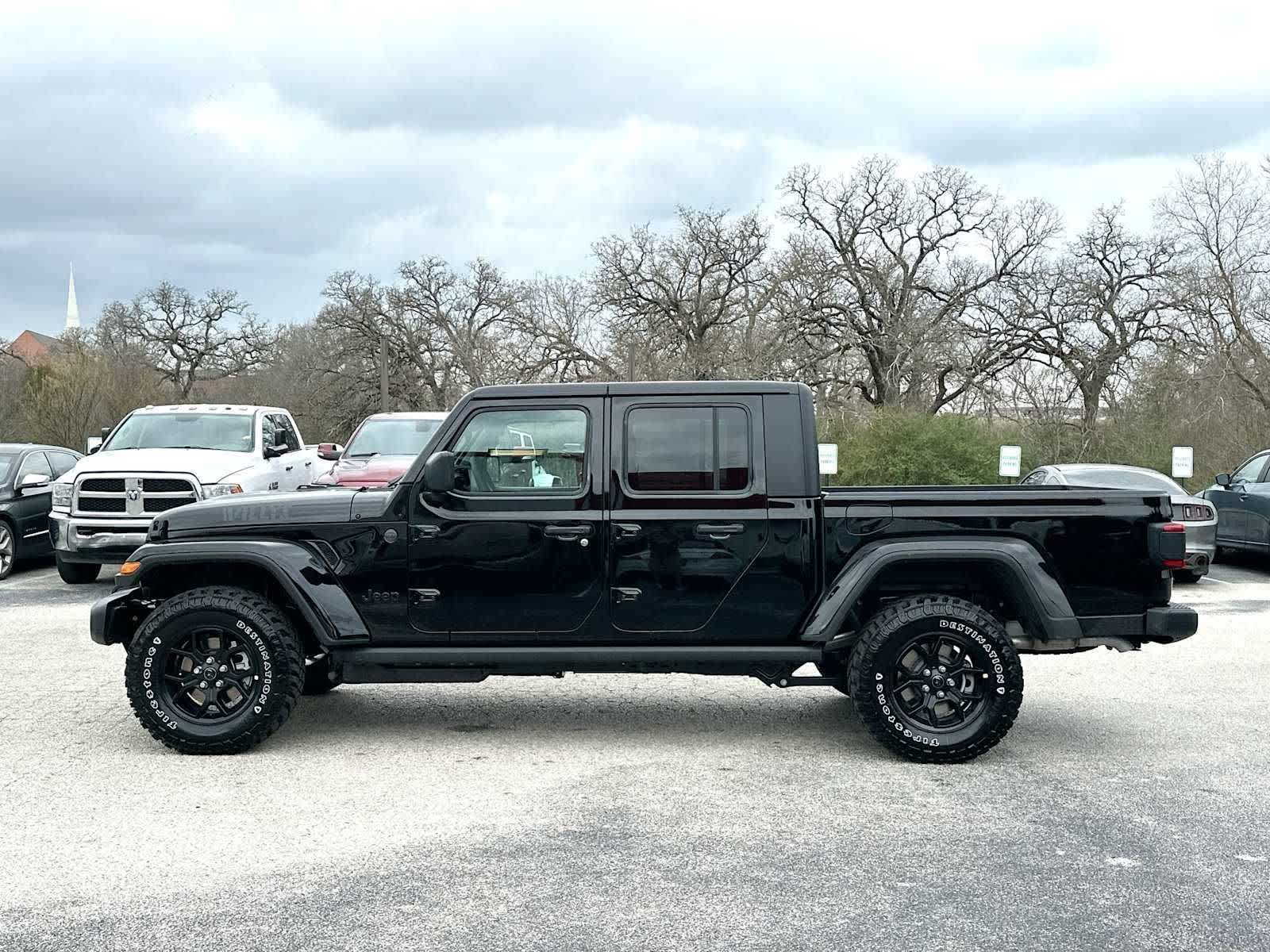 Thumbnail: 2026 Jeep Gladiator - 12