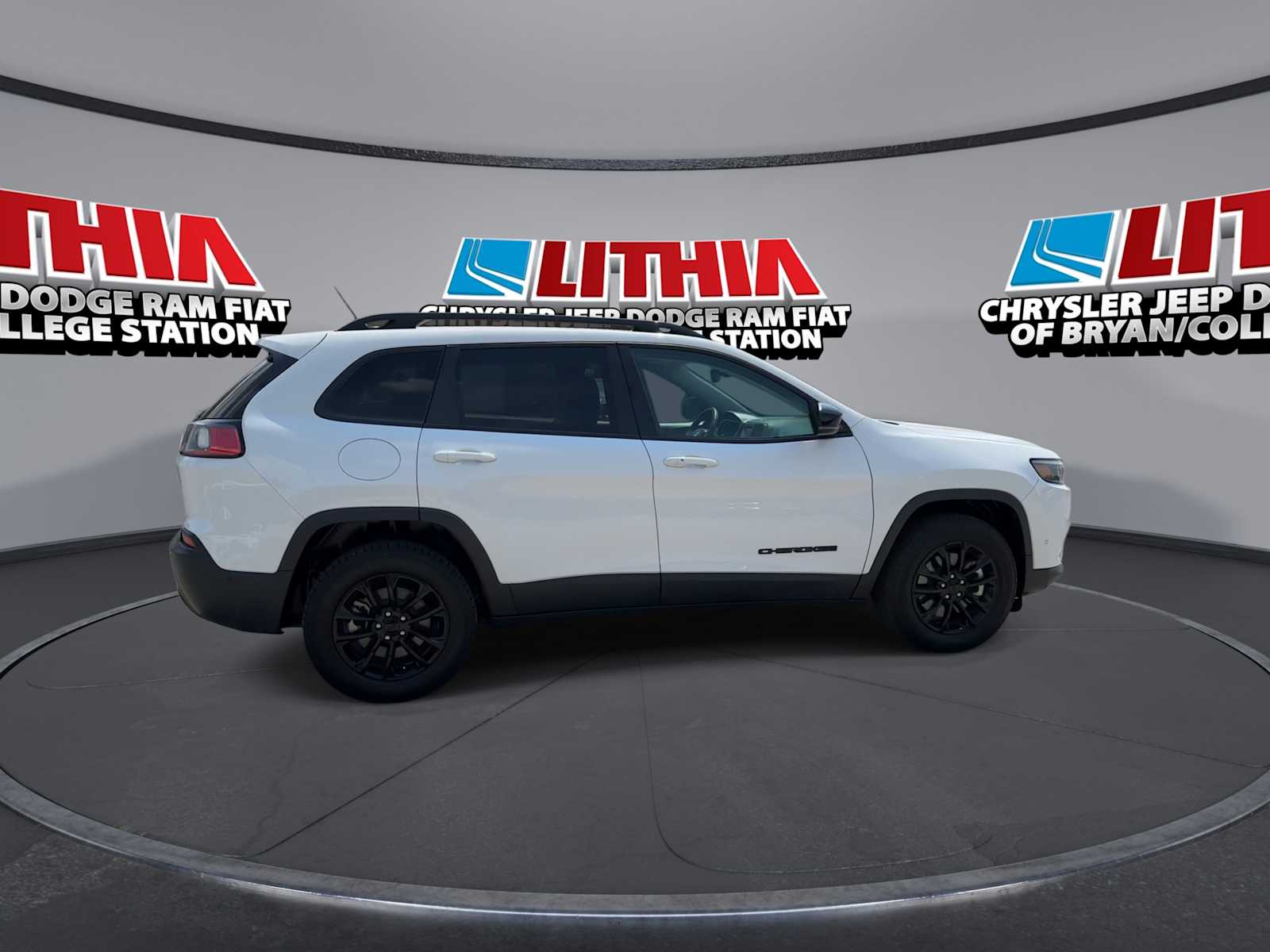 Thumbnail: 2023 Jeep Cherokee - 8