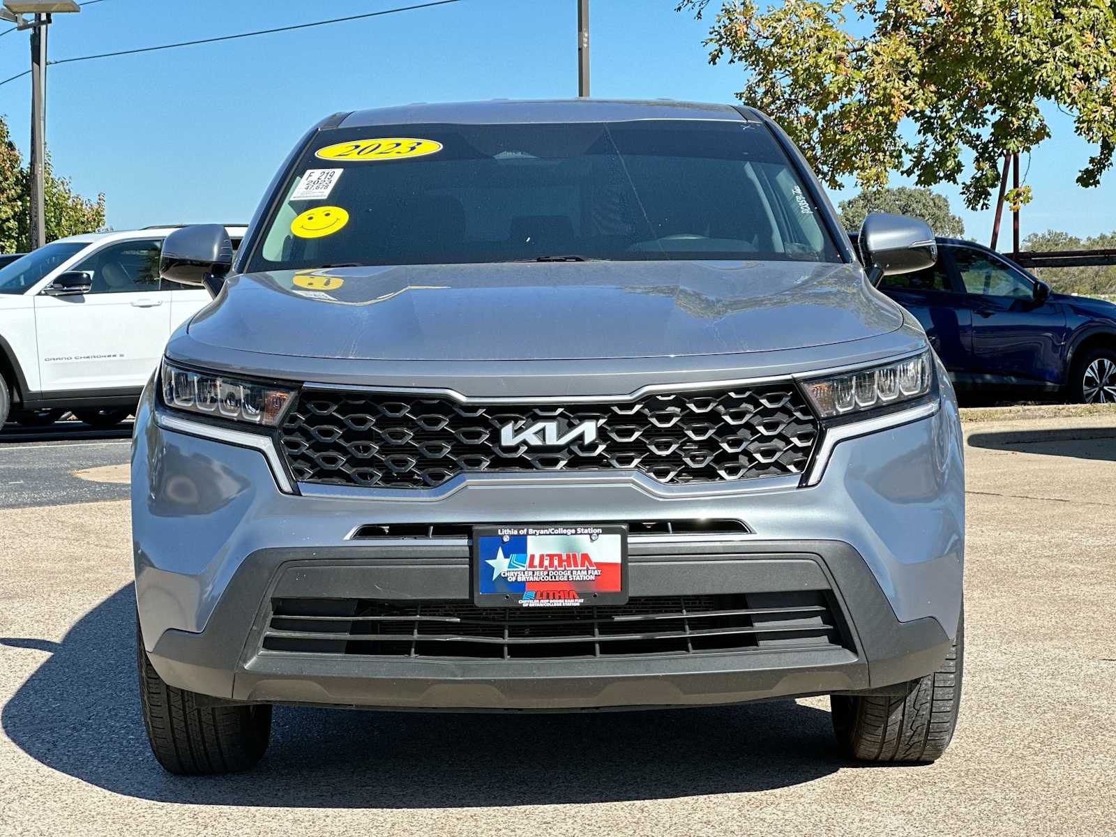 Thumbnail: 2023 Kia Sorento - 10