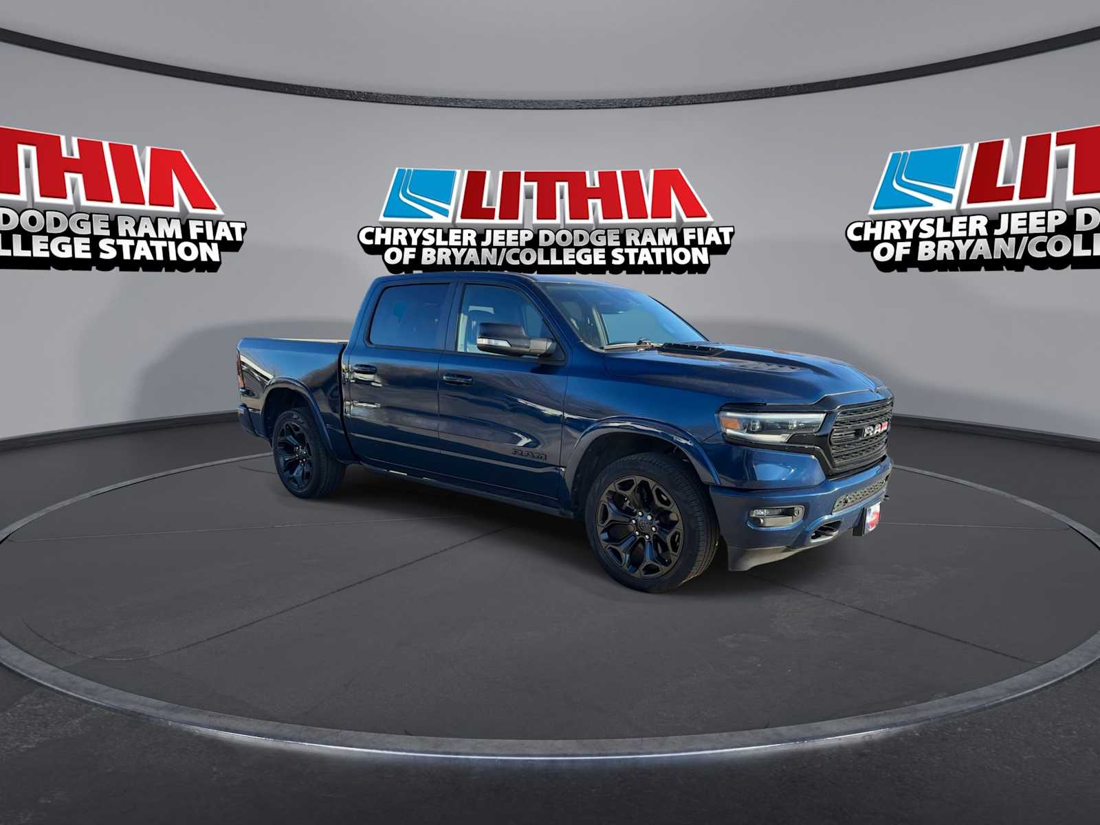 Used 2022 RAM Ram 1500 Pickup Limited with VIN 1C6SRFHTXNN307337 for sale in Bryan, TX
