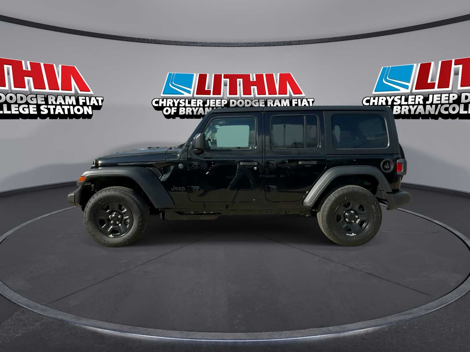 Thumbnail: 2026 Jeep Wrangler - 5