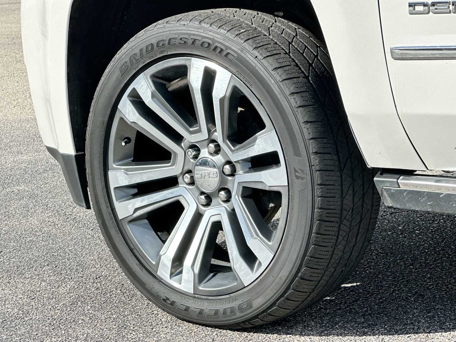 Thumbnail: 2020 GMC Yukon - 11