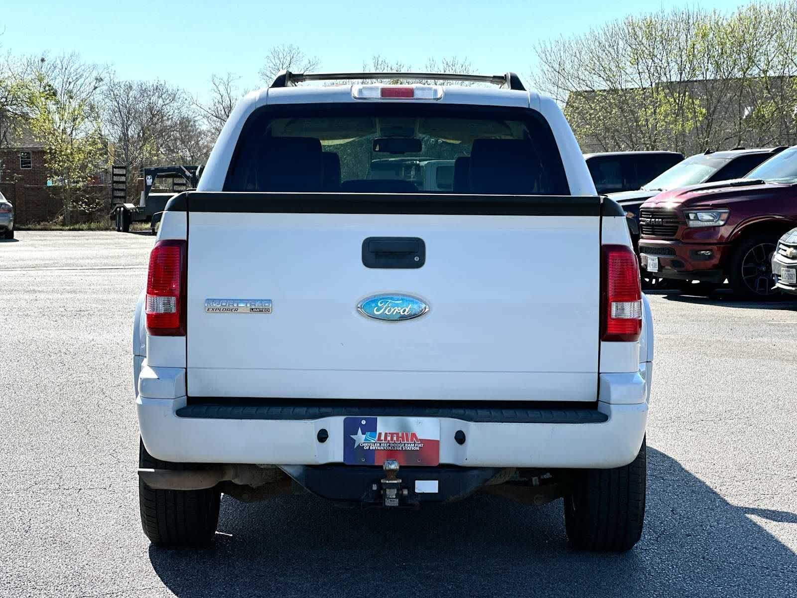 Thumbnail: 2007 Ford Explorer Sport Trac - 14