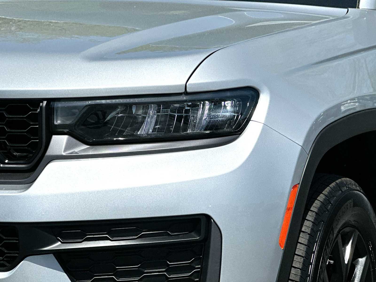 Thumbnail: 2026 Jeep Grand Cherokee - 16