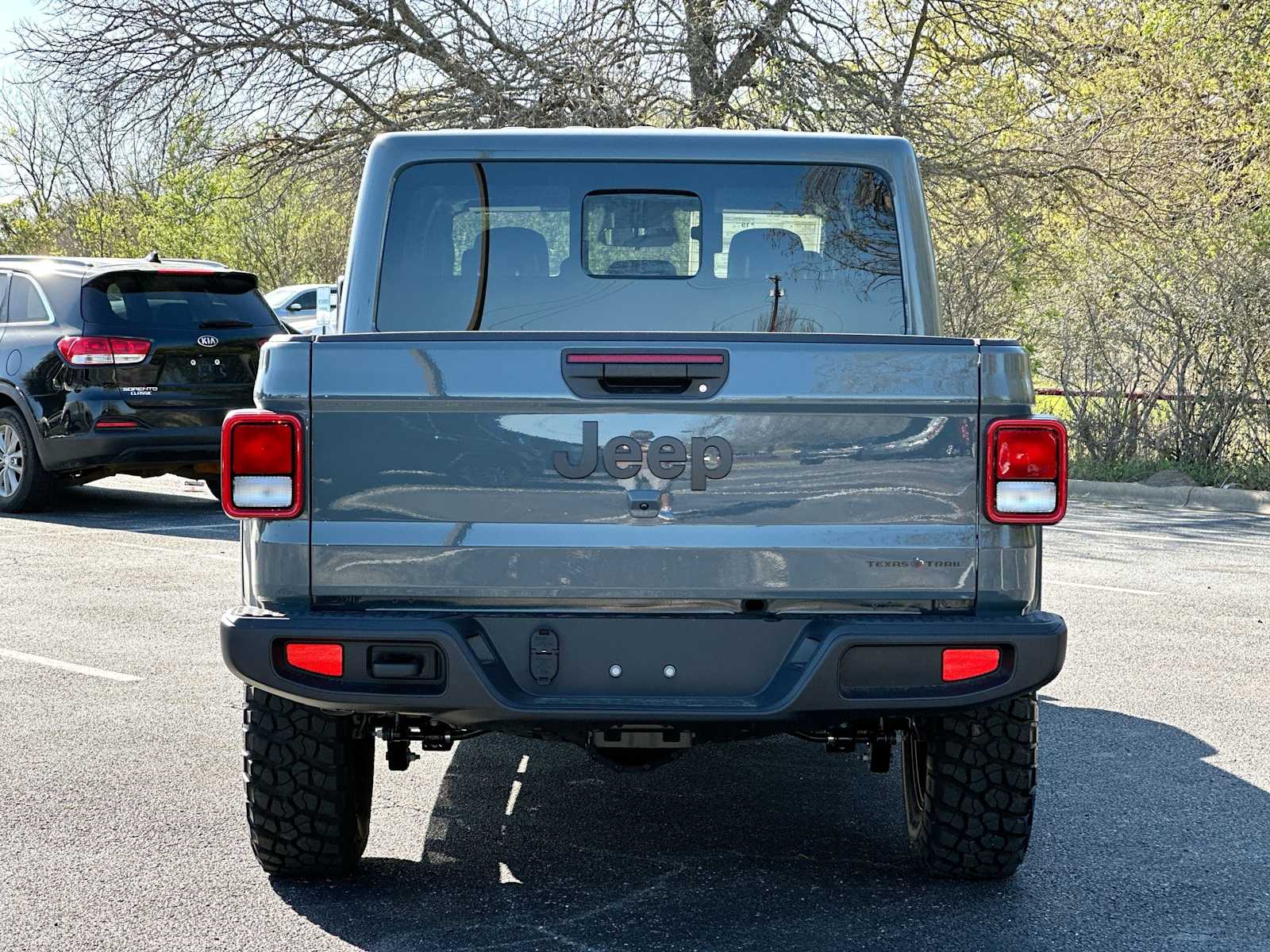 Thumbnail: 2026 Jeep Gladiator - 14