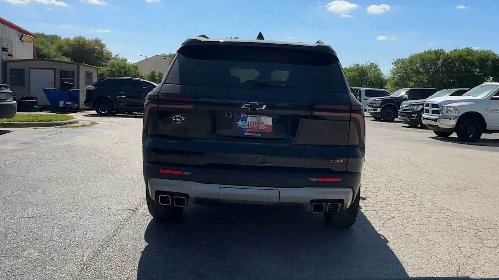 Thumbnail: 2025 Chevrolet Traverse - 7