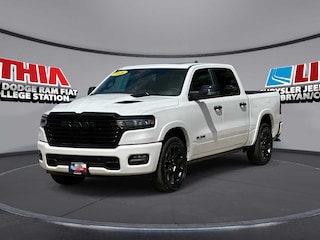 2026 Ram 1500 LARAMIE CREW CAB 4X4 5'7 BOX Pickup