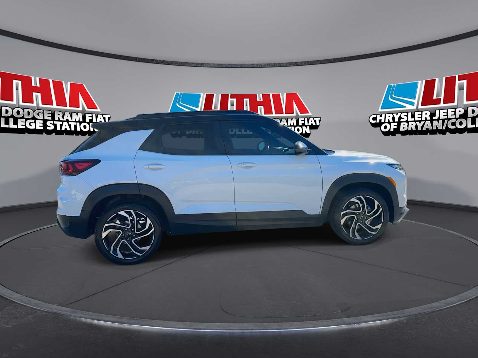 Thumbnail: 2024 Chevrolet TrailBlazer - 9