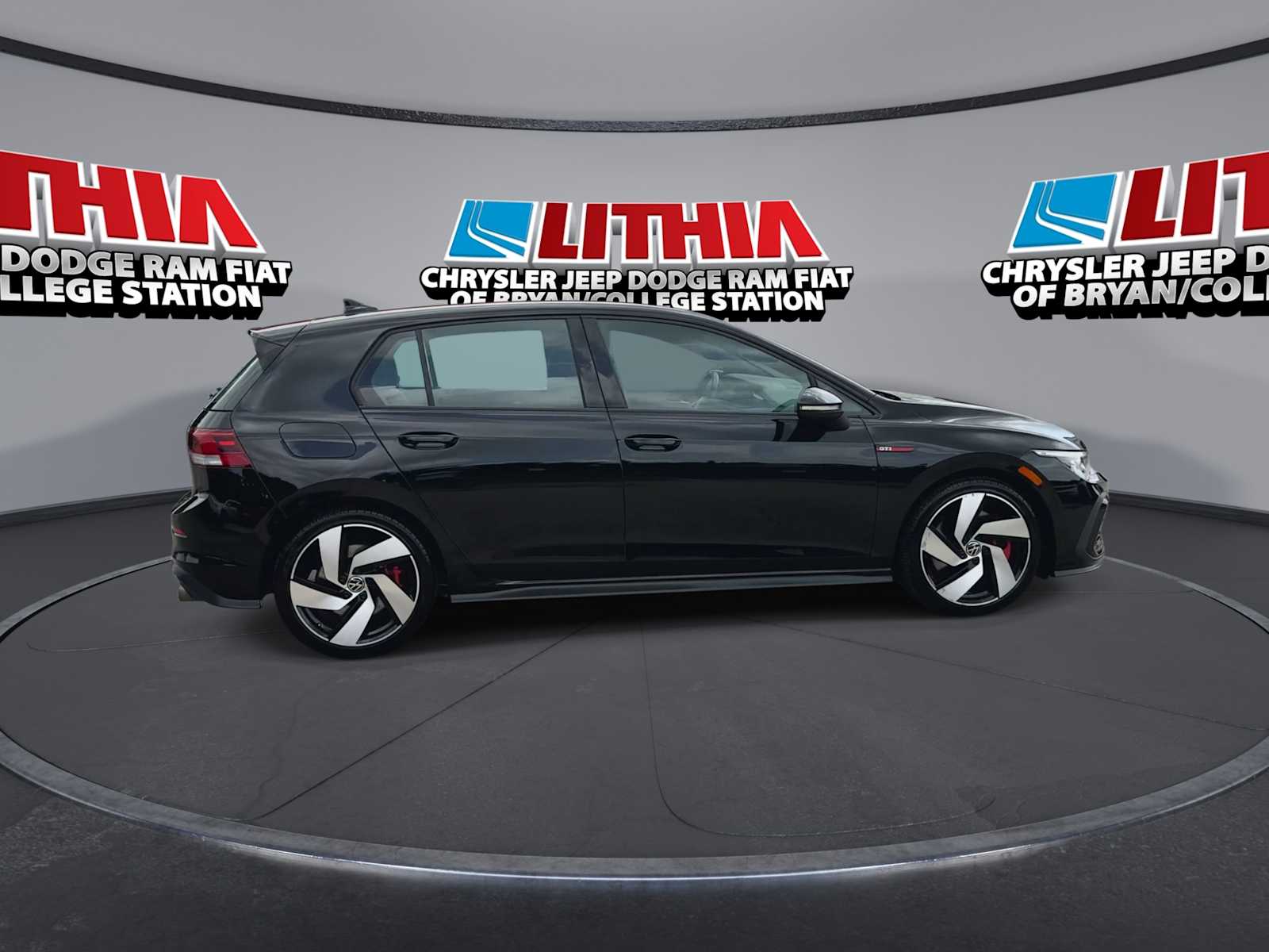 Thumbnail: 2024 Volkswagen Golf - 9