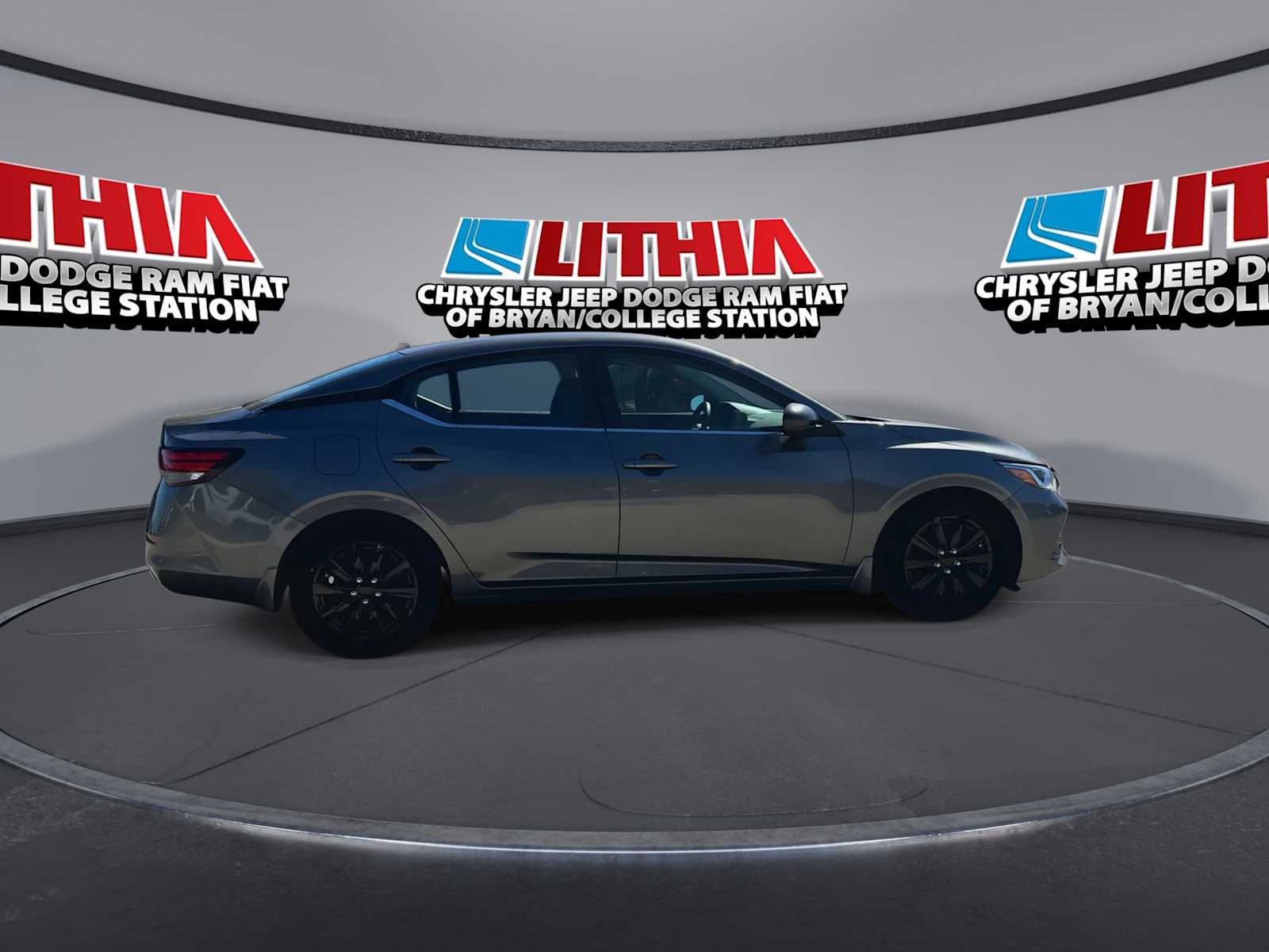 Thumbnail: 2021 Nissan Sentra - 9