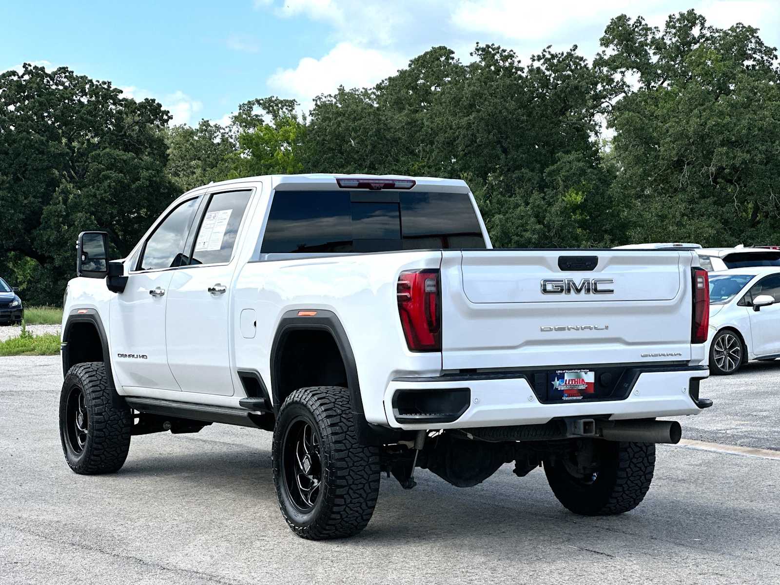 Thumbnail: 2024 GMC Sierra 2500 - 13