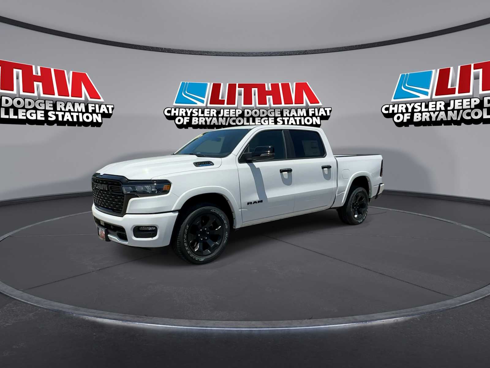 Thumbnail: 2026 RAM 1500 - 4