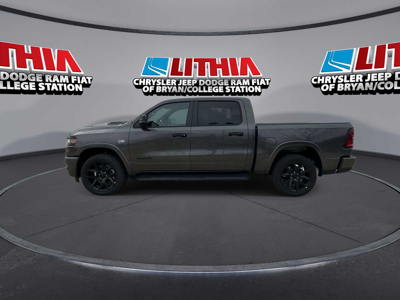 Thumbnail: 2026 RAM 1500 - 5