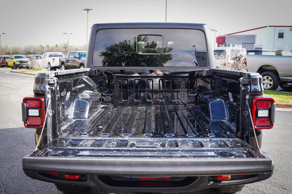 Thumbnail: 2022 Jeep Gladiator - 32
