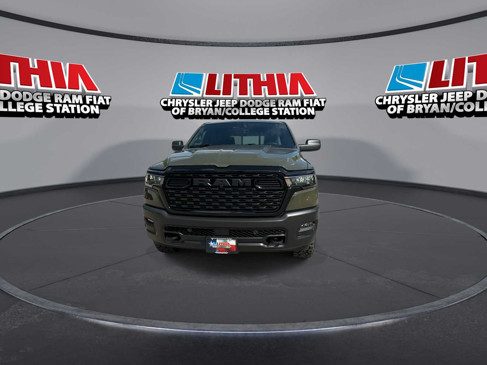 New 2027 Ram 1500 TRADESMAN CREW CAB 4X4 Pickup