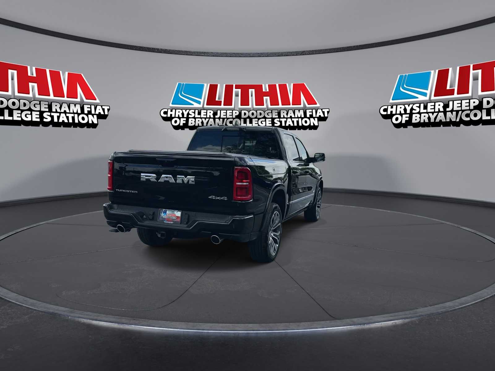 Thumbnail: 2026 RAM 1500 - 7