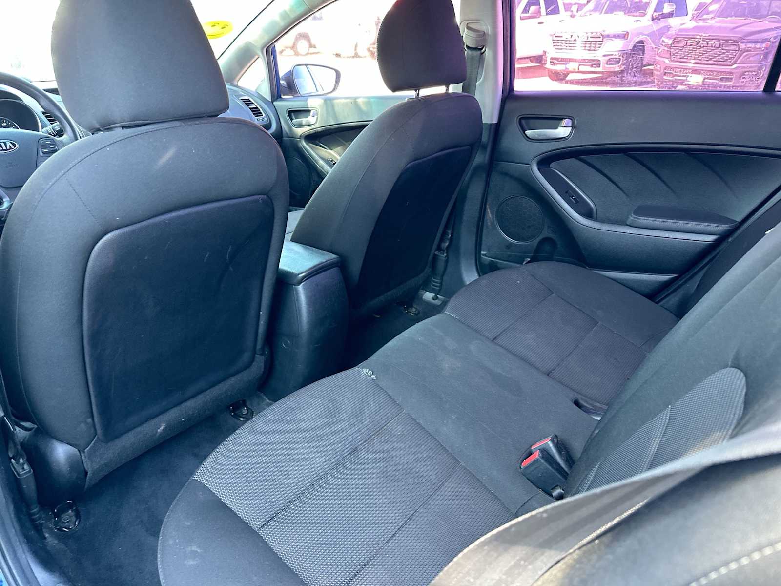 Thumbnail: 2018 Kia Forte - 24