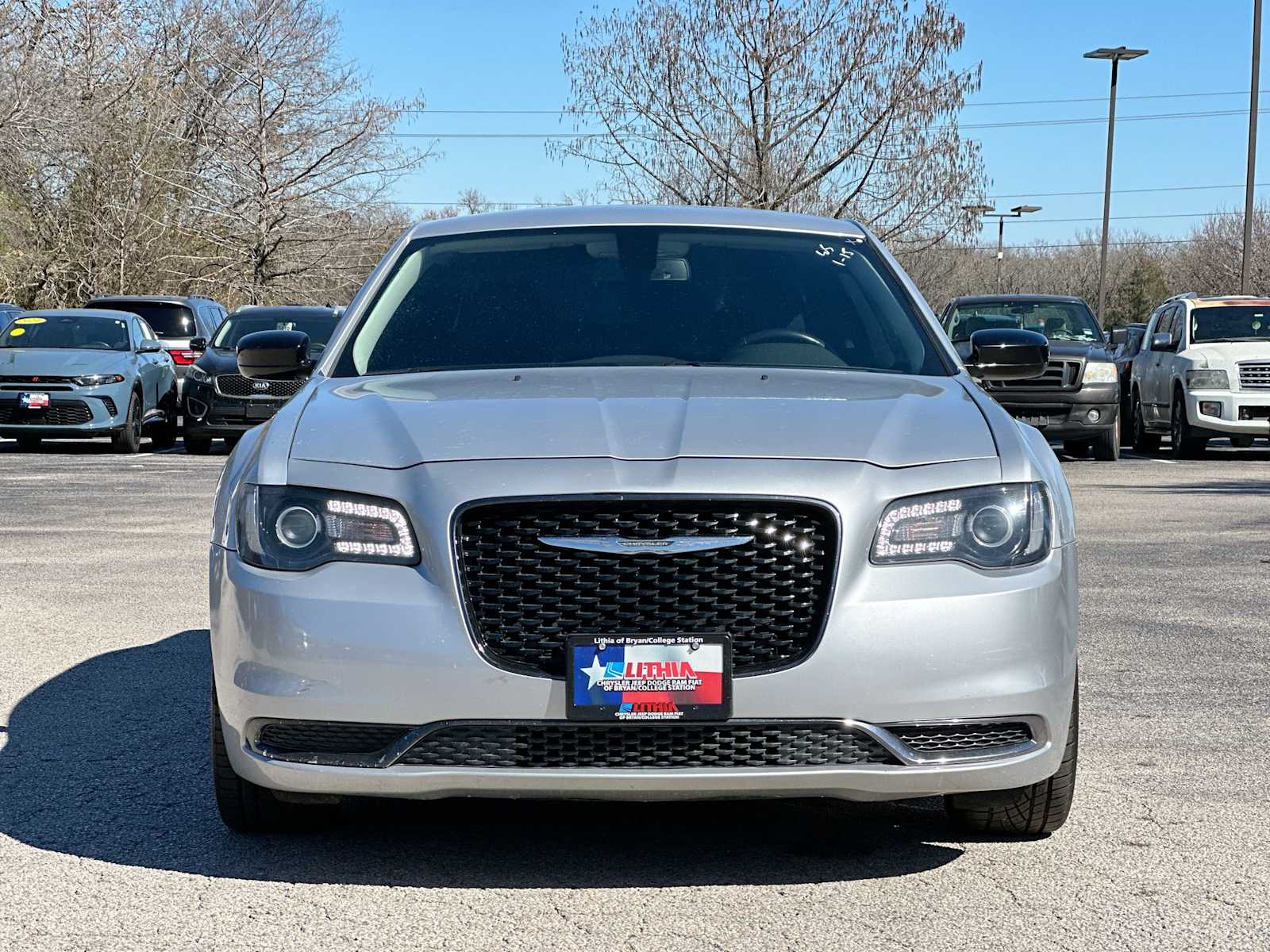 Thumbnail: 2020 Chrysler 300 - 10