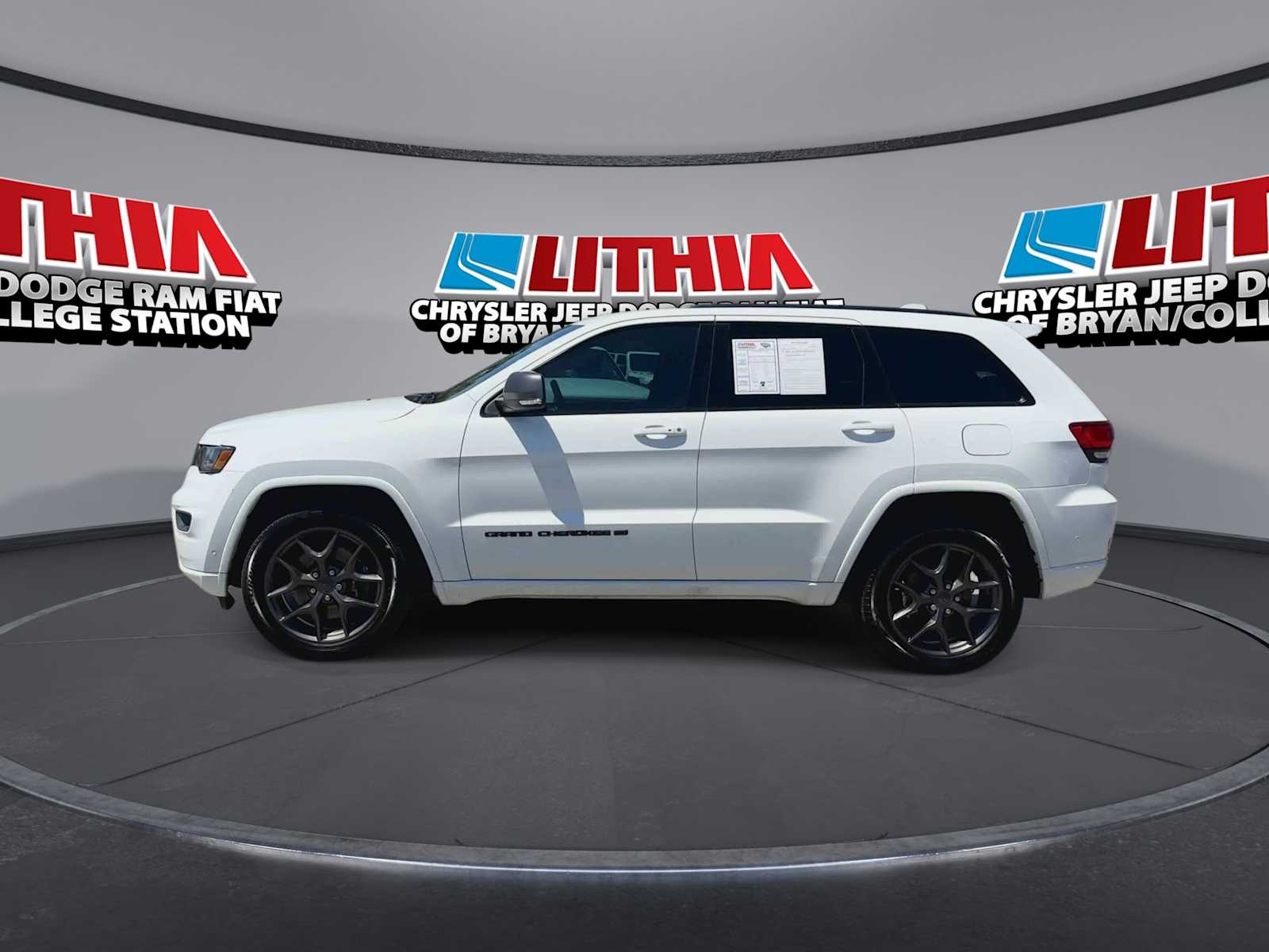 Thumbnail: 2021 Jeep Grand Cherokee - 5