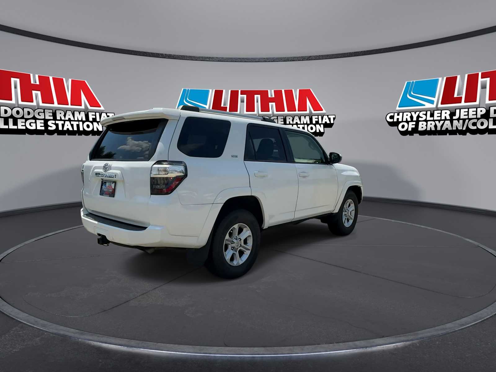 Thumbnail: 2024 Toyota 4Runner - 8