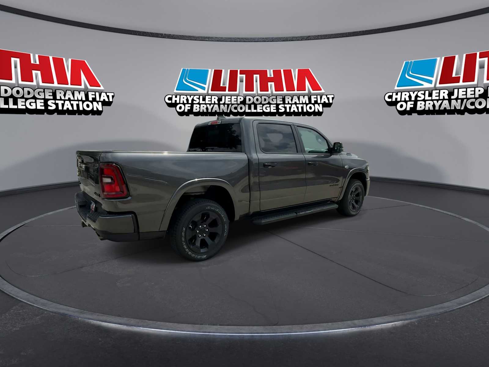 Thumbnail: 2026 RAM 1500 - 8