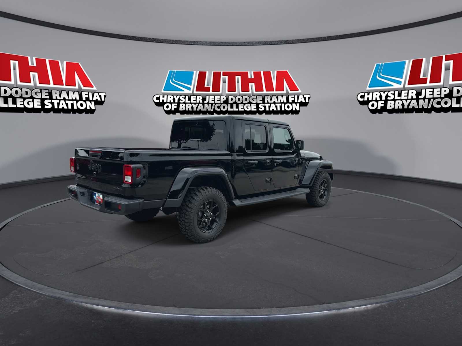 Thumbnail: 2026 Jeep Gladiator - 8