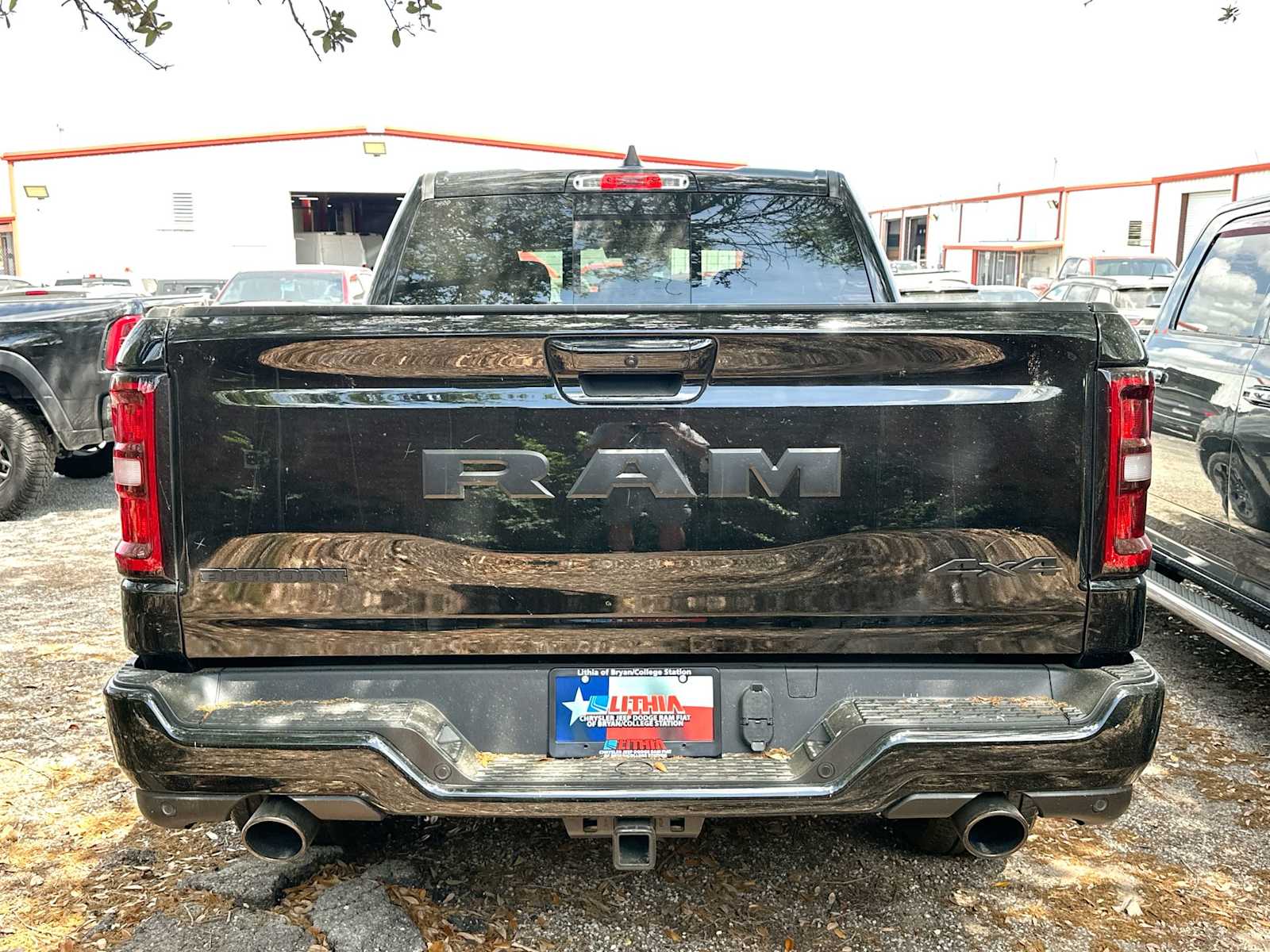 Thumbnail: 2026 RAM 1500 - 4