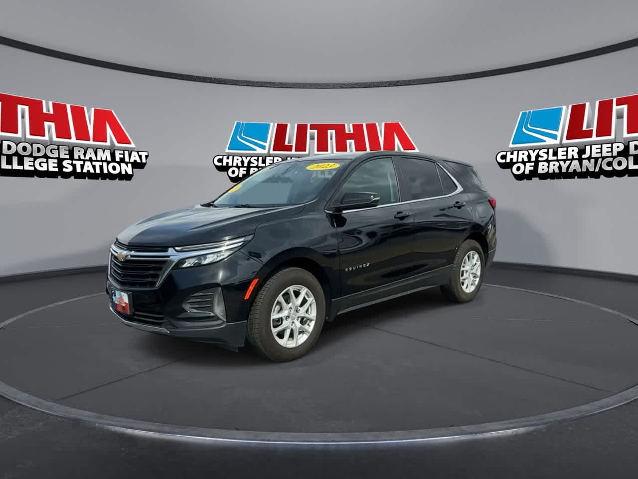 Thumbnail: 2023 Chevrolet Equinox - 4