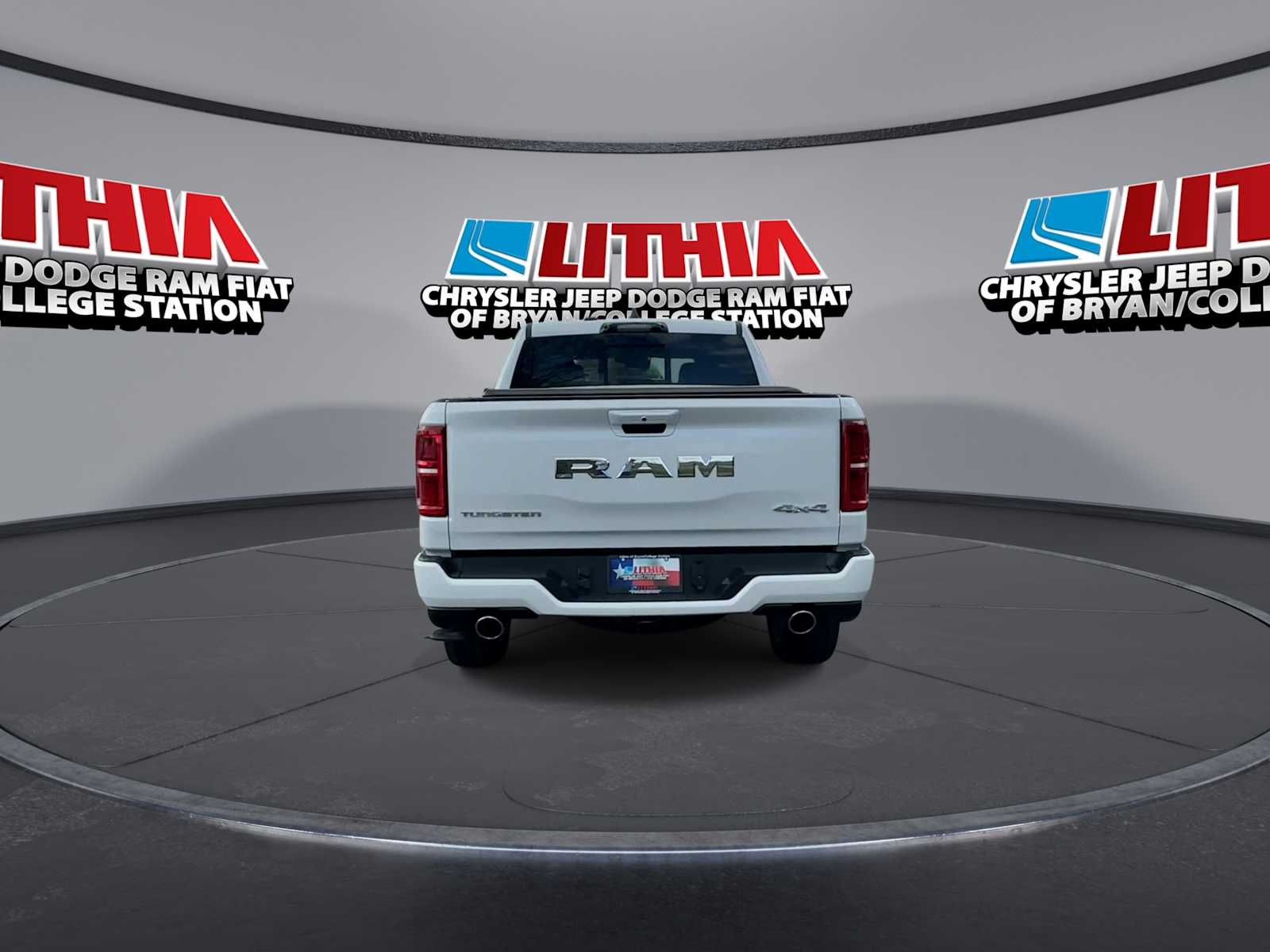 Thumbnail: 2026 RAM 1500 - 7