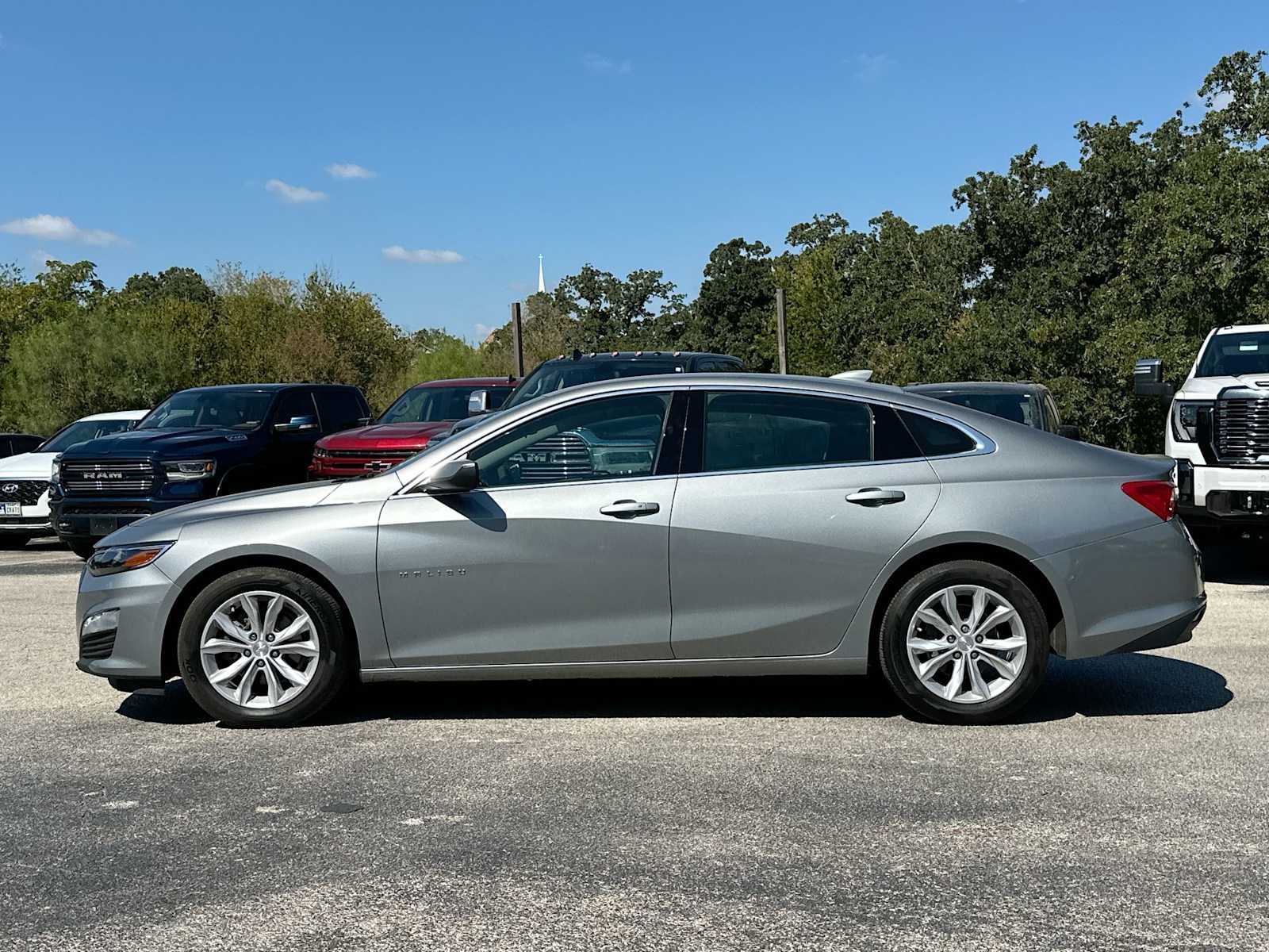 Thumbnail: 2025 Chevrolet Malibu - 12