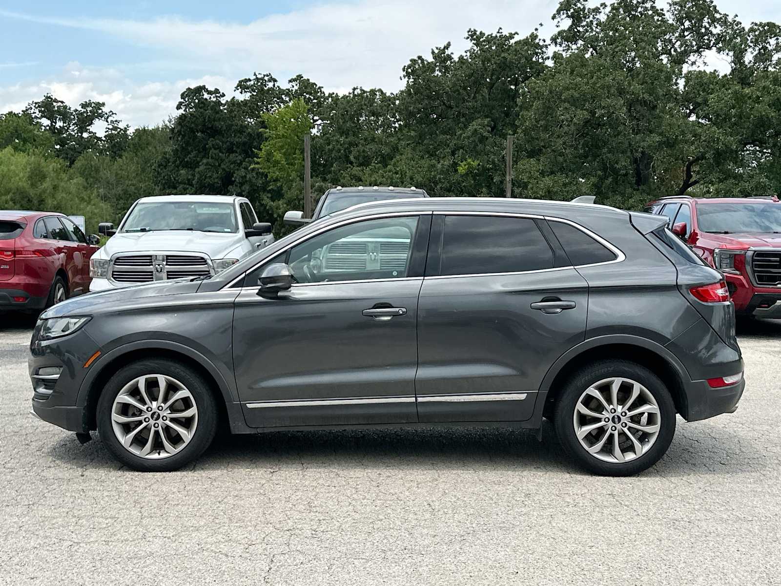 Thumbnail: 2019 Lincoln MKC - 12