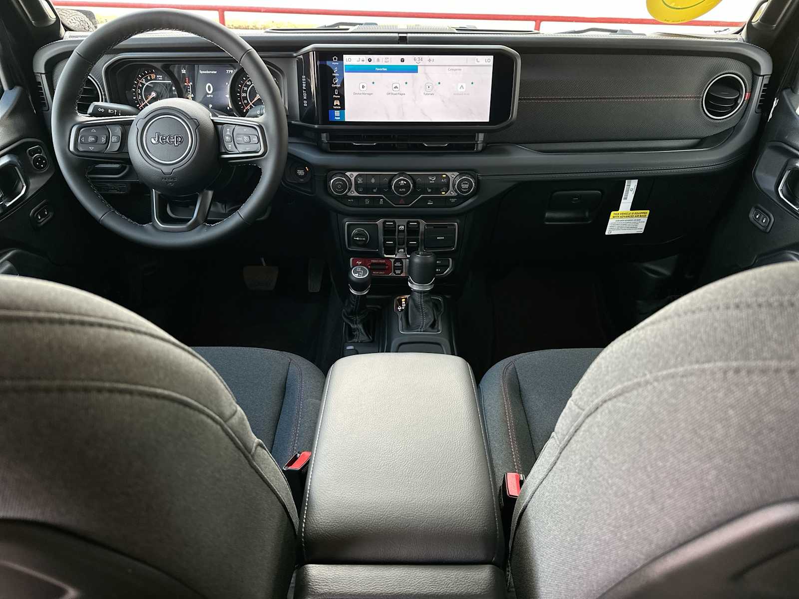 Thumbnail: 2025 Jeep Gladiator - 25