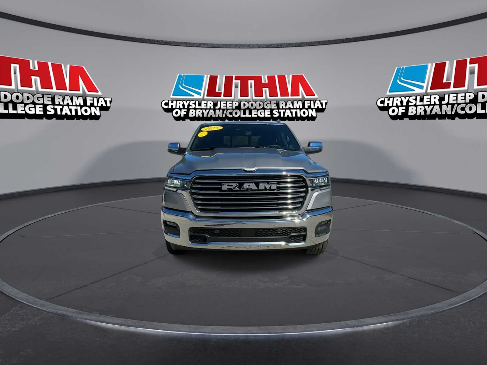 Thumbnail: 2025 RAM 1500 - 3