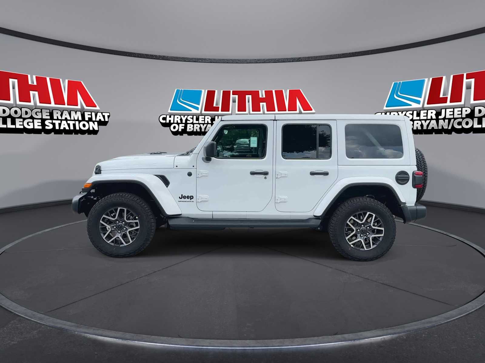 Thumbnail: 2026 Jeep Wrangler - 5