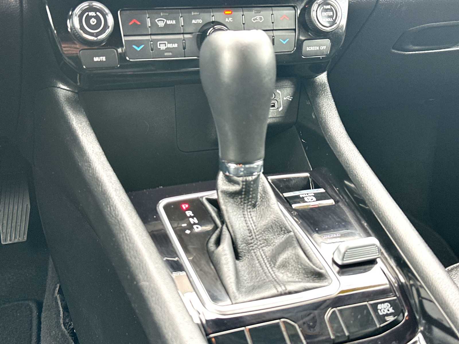 Thumbnail: 2025 Jeep Compass - 21