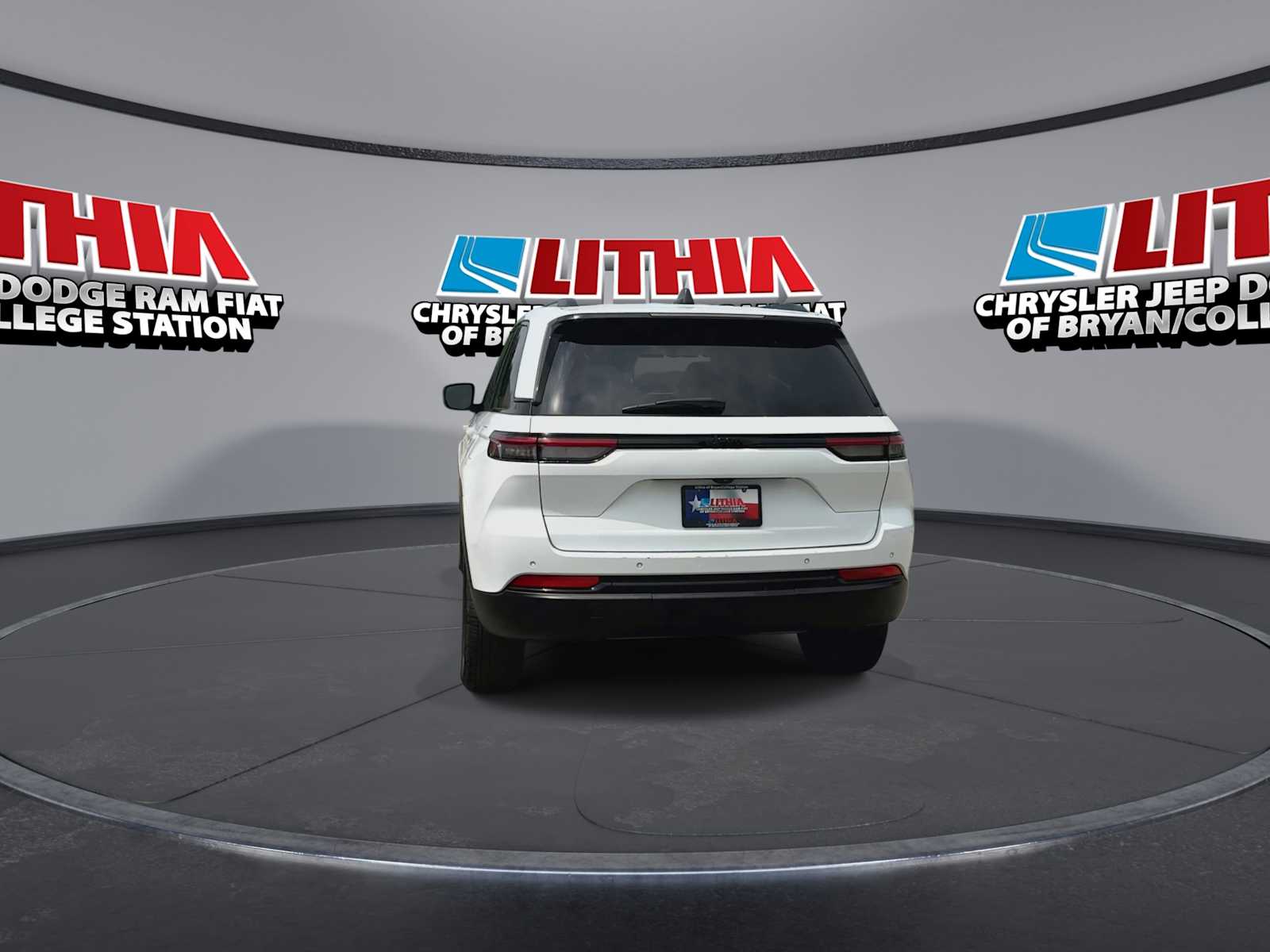 Thumbnail: 2024 Jeep Grand Cherokee - 7