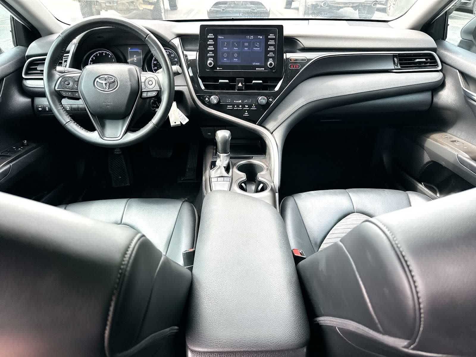 Thumbnail: 2023 Toyota Camry - 25