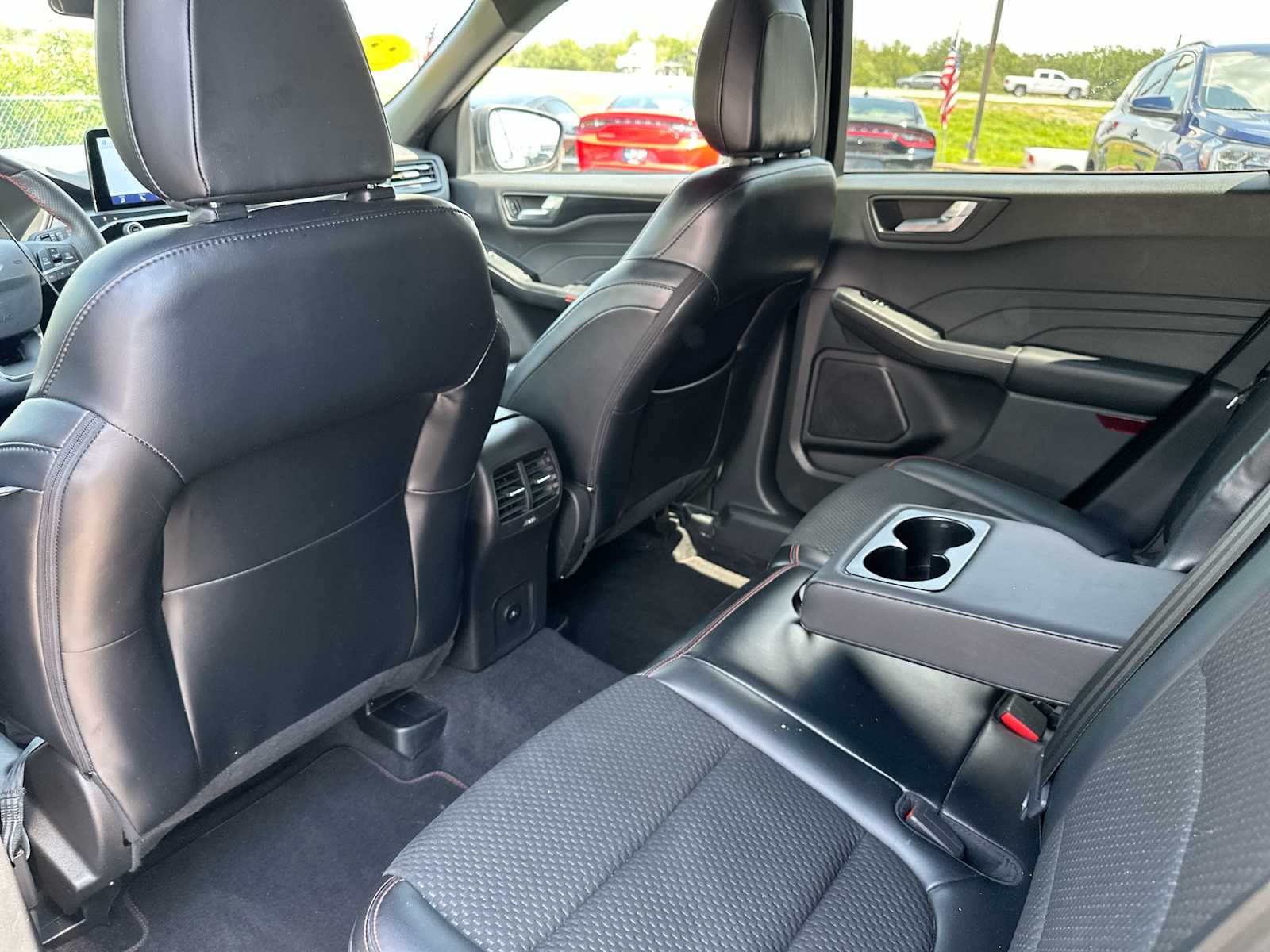 Thumbnail: 2023 Ford Escape - 24