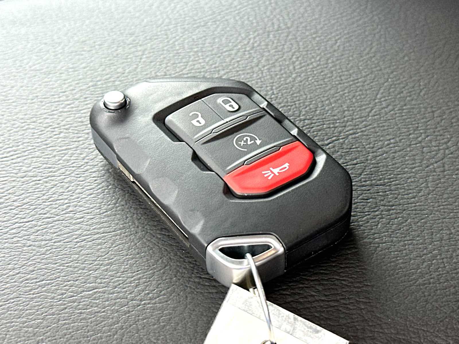 Thumbnail: 2026 Jeep Gladiator - 29