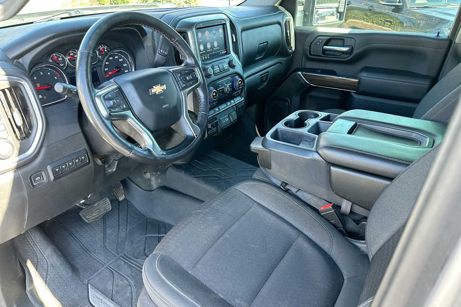 Thumbnail: 2022 Chevrolet Silverado 3500 - 18